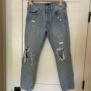 Levi’s 501 high rise skinny fit distressed jeans
